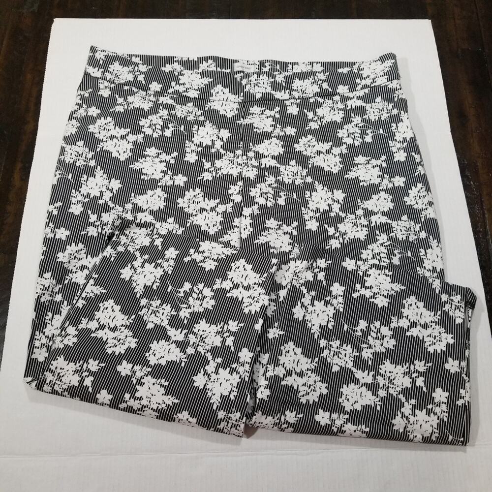 Avenue capri pants sz 20